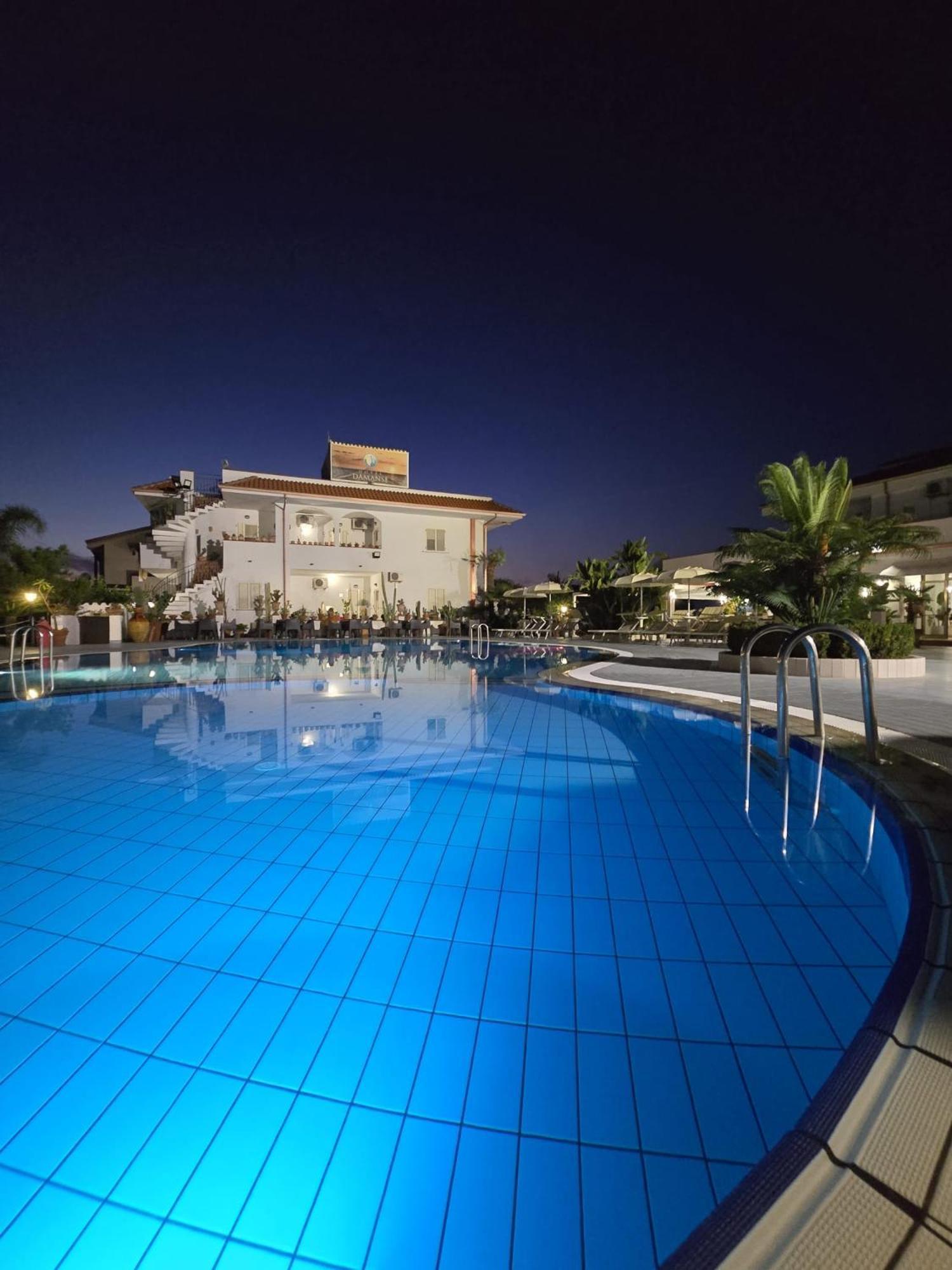Hotel Damanse Santa Domenica  Exterior photo