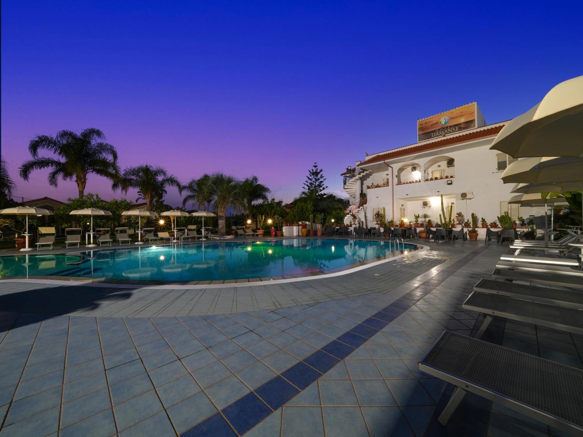 Hotel Damanse Santa Domenica  Exterior photo