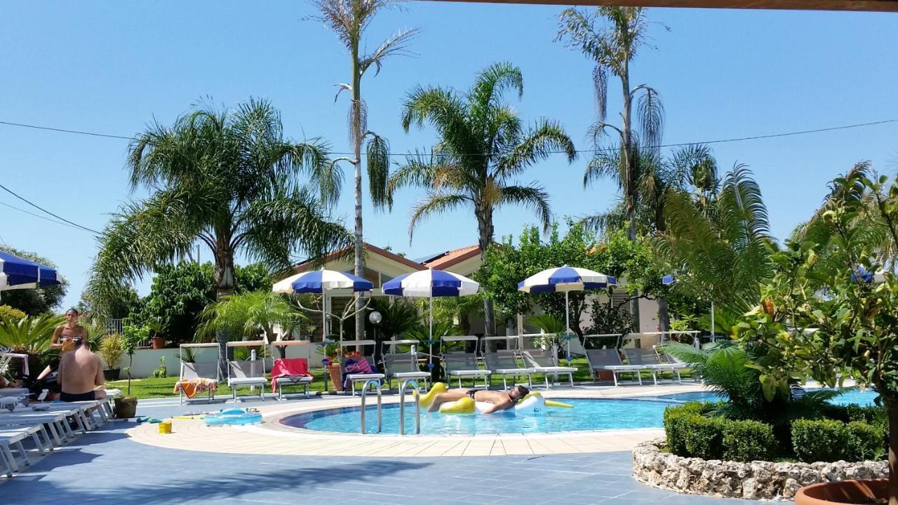 Hotel Damanse Santa Domenica  Exterior photo